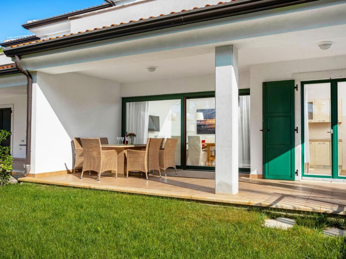 Holiday Home Villa Beach Front By Interhome Savudrija Exterior foto